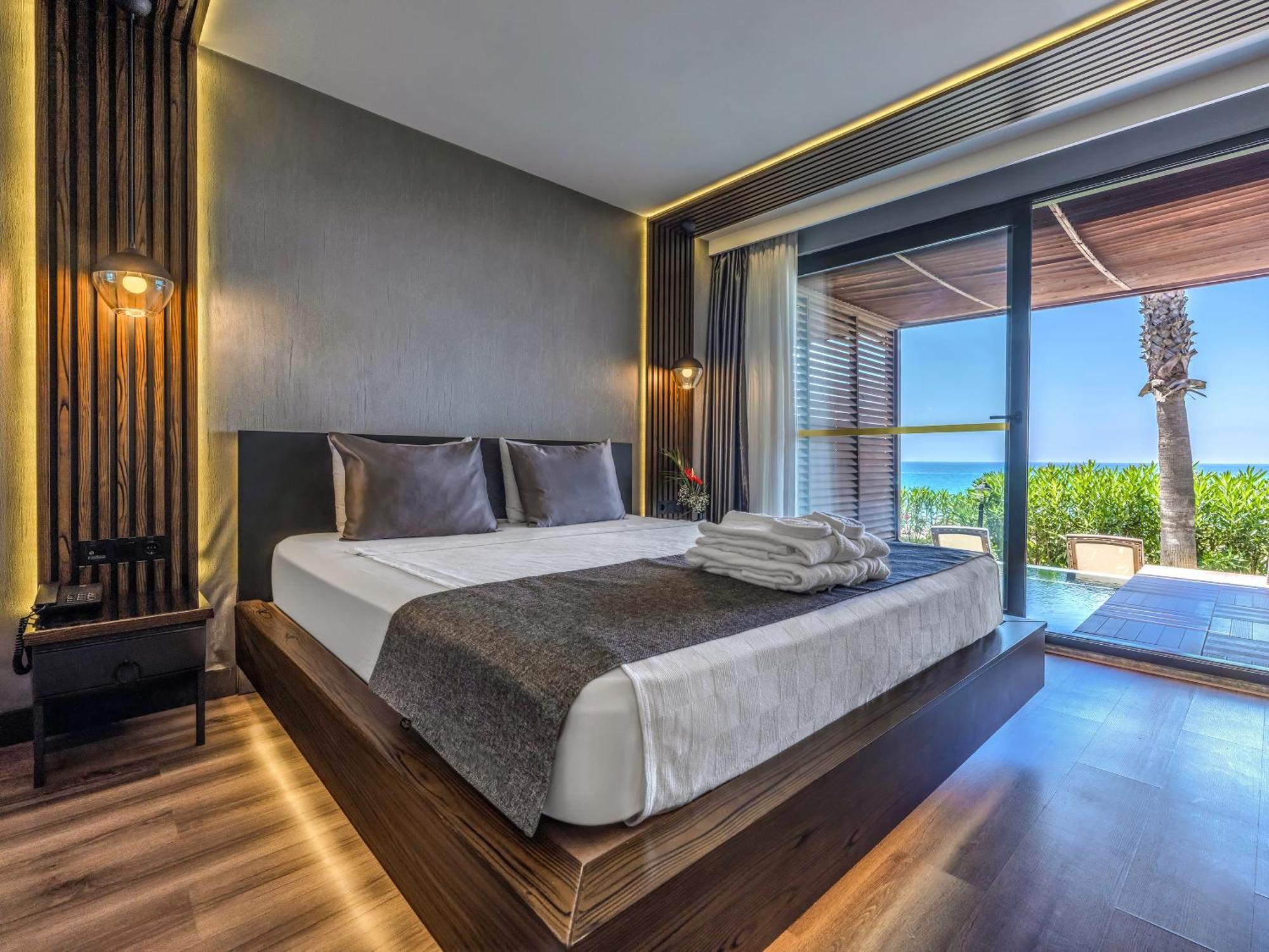 Adora Calma Beach Hotel Adults Only Kızılot Bagian luar foto