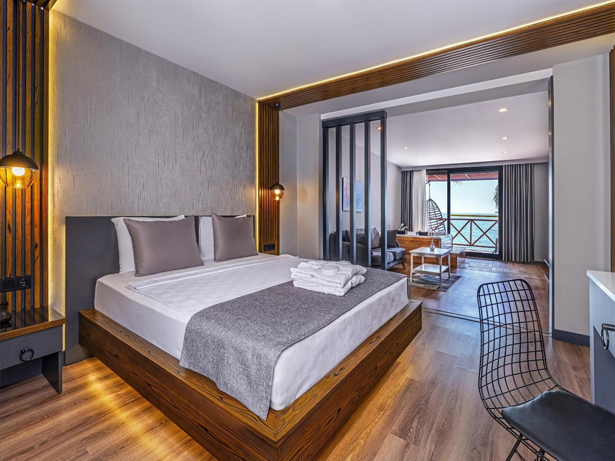 Adora Calma Beach Hotel Adults Only Kızılot Bagian luar foto